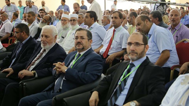 مناصرة رئيسا لحمس