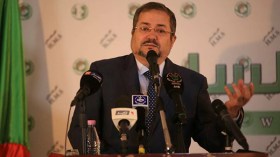 مناصرة: اجتماع أويحيى ببن يونس وغول وولد عباس لا يهمنا ولا يقلقنا