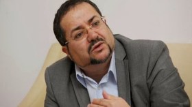 مناصرة: هناك فجوة كبيرة بين المجتمع والسلطة