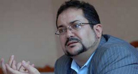Abdelmadjid Menasra : « Adieu les réformes…  bienvenue à une APN digne du régime de Moubarek »