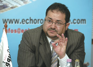 Abdelmajid Menasra au forum d’ Echorouk: Je ne serai pas dans un bureau que présidera Soltani