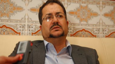 Menasra:we are against constitutional change