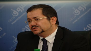 Menasra: “L’armée traite les erreurs des politiques”