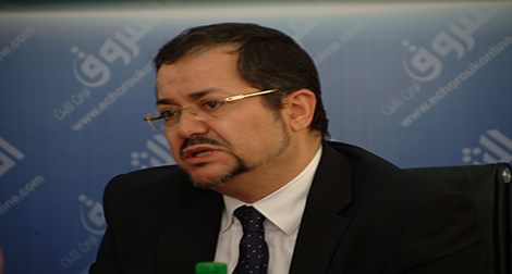 Menasra: “L’armée traite les erreurs des politiques”