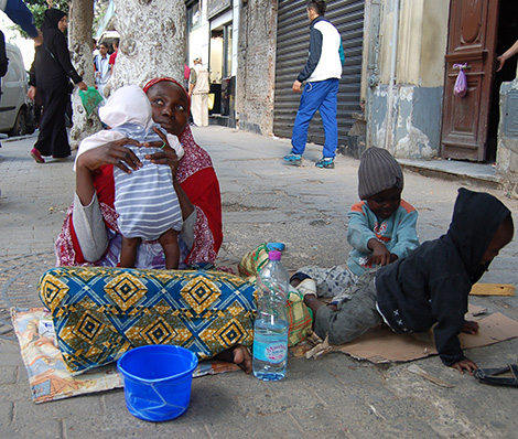 Exceptional licenses to employ Syrian, African refugees