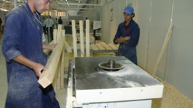 “رفضت تمويل مشاريع أبناء إطارات في الدولة لأنهم فنيانين”