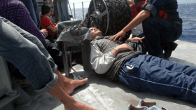 إجلاء بريطاني من ساحل عنابة بعد تعرضه لأزمة قلبية