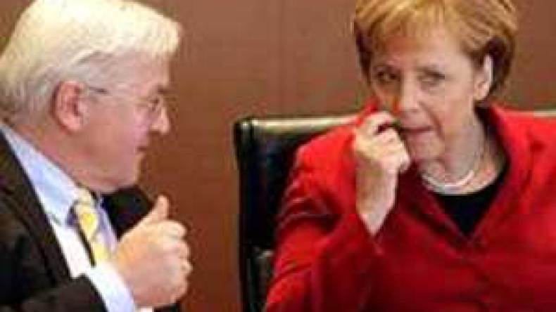 ميركل وبلير ينظمان محادثات بشأن الشرق الاوسط في جويلية