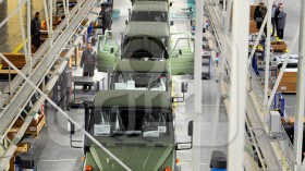 تسليم 200 “مرسيدس جزائرية”