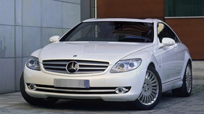 بطّال يمتلك 7 قصور فاخرة وسيارات فخمة وثروة من المخدرات