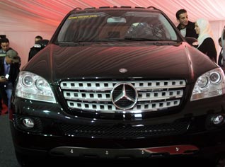 10.000 Algerian Mercedes in two years