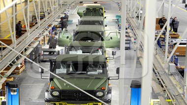 200 Algerian made Mercedes vehicles received by National Defense Ministry