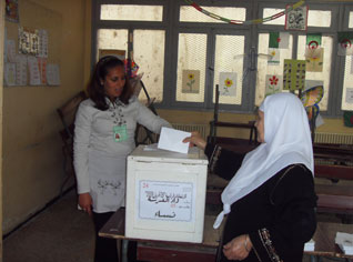 Zerhouni: 49,60 % de particicpation à 16H30