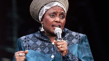 Voix de l'Afrique, Miriam Makeba décède à 76 ans