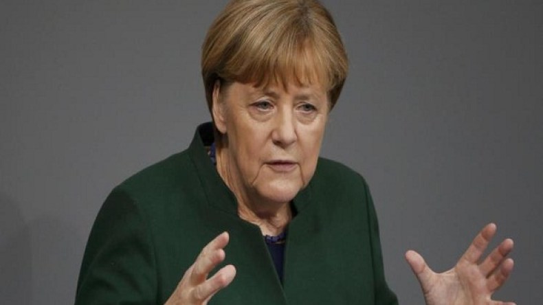 ميركل: الجزائر ممسكة بزمام المبادرة في ليبيا