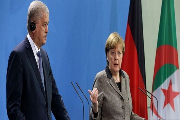 Merkel réitère son entière disponibilité à se rendre en Algérie