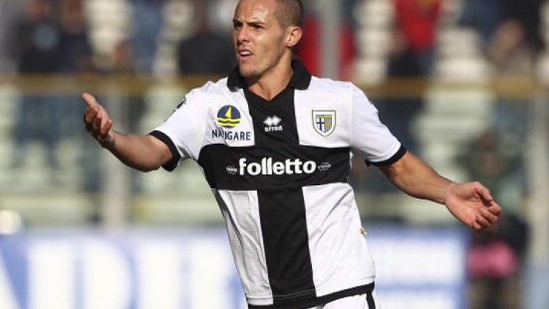 أطلنطا يدخل سباق ضم مصباح