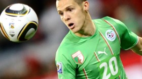 مصباح يوقع الأربعاء أهم صفقة للاعبين الجزائريين عبر التاريخ