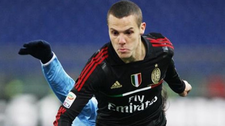 مصباح يوقع أول أهدافه بألوان ميلان ويقصى من كأس إيطاليا