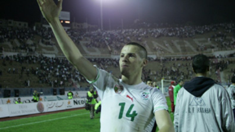 جمال‭ ‬مصباح‭:‬‮ “‬الهدف‭ ‬حرننا‮ ‬وأشكر‭ ‬الجمهور‭ ‬العنابي‮”‬