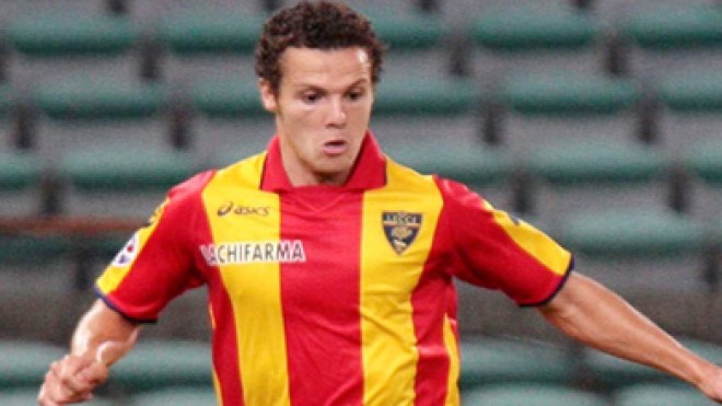 زوجة اللاعب الجزائري مصباح إيطالية ولكنها تتقن طهي الشخشوخة