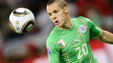 Djamel Mesbah to Echorouk: â€œI wish coach Rabah Saadane would keep the same squadâ€