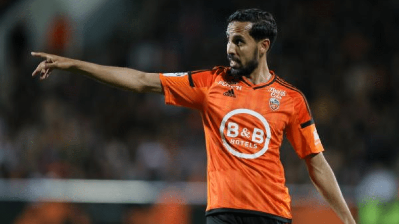 مسلوب حائر من مستويات محرز وبراهيمي وبن طالب مع “الخضر”