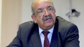 مساهل يلتقي أمير قطر ووزيره للخارجية