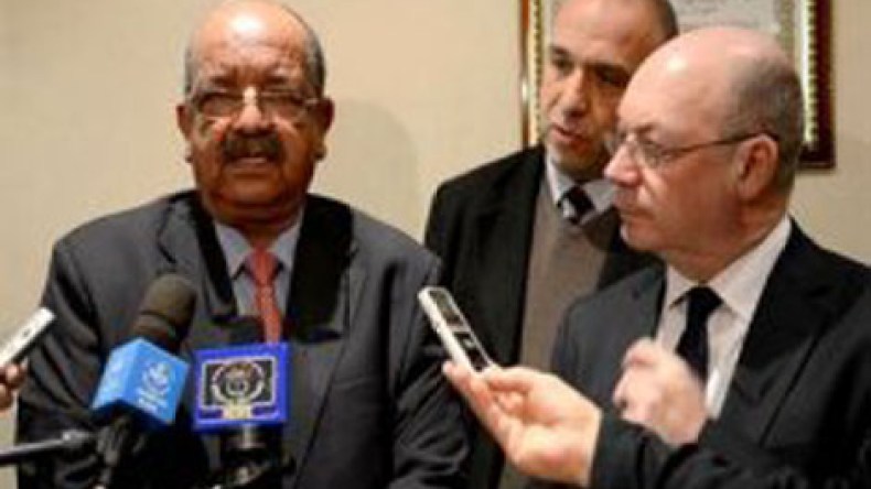 الجزائر وبريطانيا تؤيّدان استحداث قوة لحفظ السلام في مالي