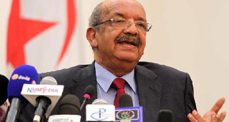 Messahel appelle à l’adaptation de la Télévision algérienne avec les exigences du passage au numérique