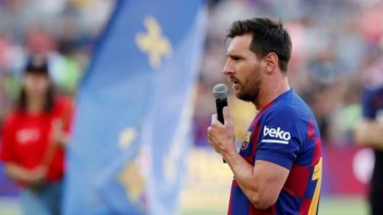 ميسي يعود إلى برشلونة.. من دون أن يغادرها