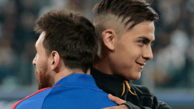 ميسي يلطف الأجواء مع ديبالا بصورة على “فيسبوك”