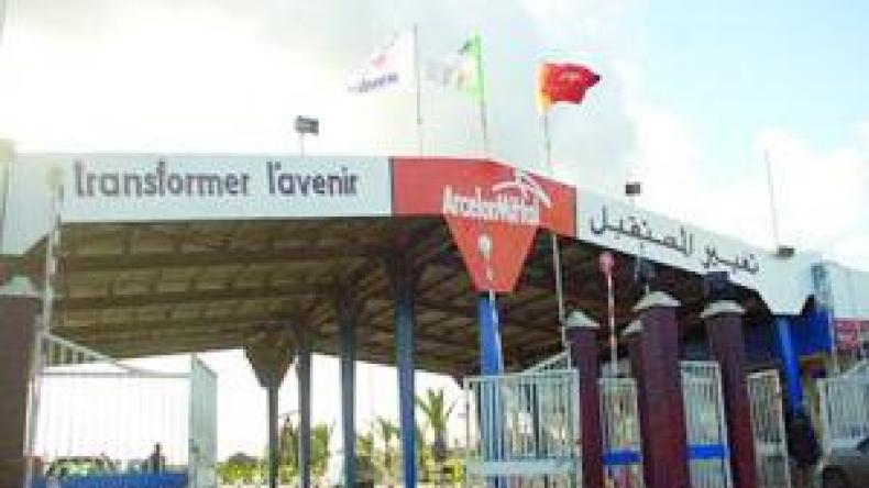 تجدد الاشتباكات بين جناحي النقابة ومدير أرسيلور ميطال يهدد بالانسحاب