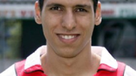 إشادة ألمانية بأداء مطمور واللاعب يأمل في العودة للخضر