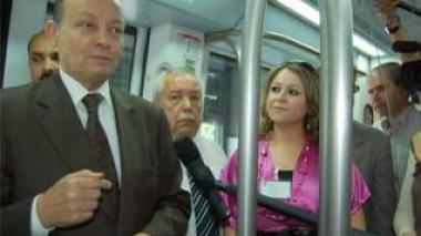 Hundreds of employees at the Department of Transport Services protest in Algiers