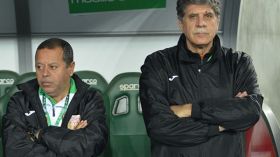 إدارة اتحاد بعباس تفاوض إيغيل لتدريب الفريق