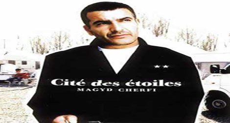 Magyd Cherfi, écrivain, chanteur en concert à Alger