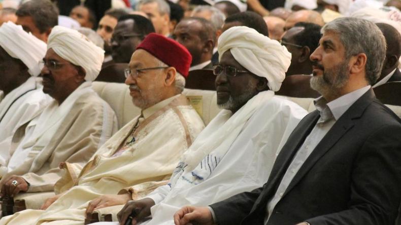 السودان تسحب الجنسية من مشعل والغنوشي!