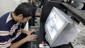 احذروا‭.. ‬حواسيبكم‭ ‬المزودة‭ ‬تفضح‭ ‬أسراركم