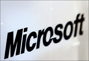 Microsoft renews approach to Yahoo