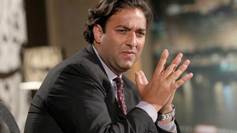 فضيحة في قناة السيسي.. “ميدو” يمدح قطر ويخدع مقدّم البرنامج!