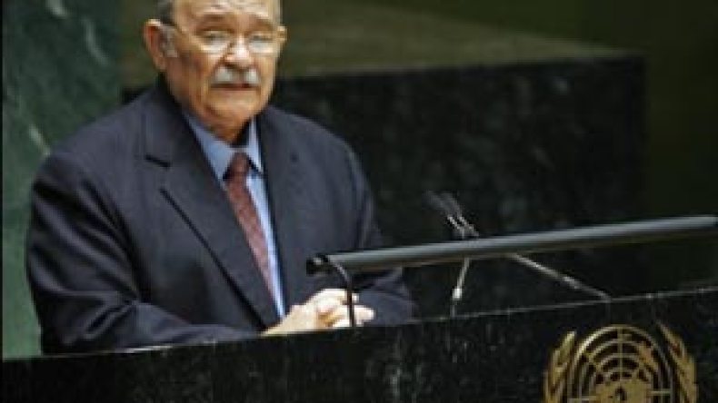 القذافى يعين دبلوماسيا من نيكارغوا لتمثيل ليبيا  في الأمم المتحدة