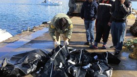 غرق 21 مهاجرا في انقلاب زورقين قبالة السواحل التركية