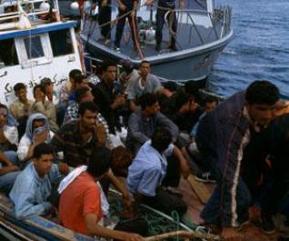 Spain sequestrates 18 Algerian illegal migrants