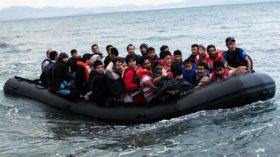 غرق 22 بينهم نساء وأطفال في قارب جنوب غرب تركيا