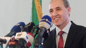 ميهوبي: زمن الوصاية انتهى.. ولا دخل للأجانب في شؤوننا