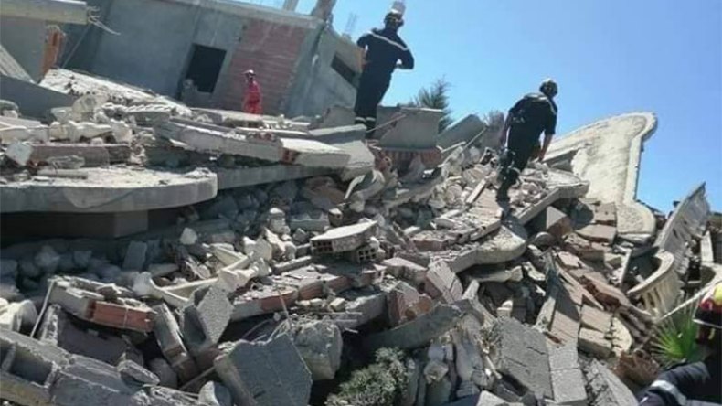 رعب متواصل.. عائلات تبيت في العراء وخسائر فادحة