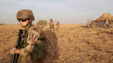 La France envisage un “retrait” de ses troupes au Sahel