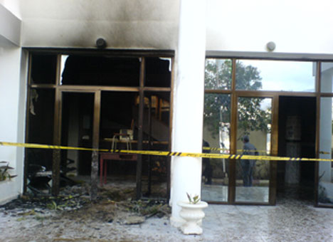 Mila: un jeune a mis le feu au siège de la daïra de Tasdane Hedada