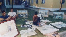 يداه‮ ‬مقطوعتان‮ ‬ويرسم‮ ‬لوحات‮ ‬زيتية‮ ‬بأصابع‮ ‬قدميه